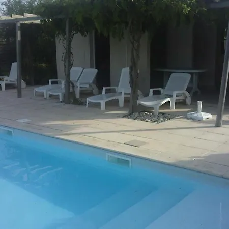 Maison Renovee Avec Piscine Chauffee, Jardin Clos Et Wi-fi A